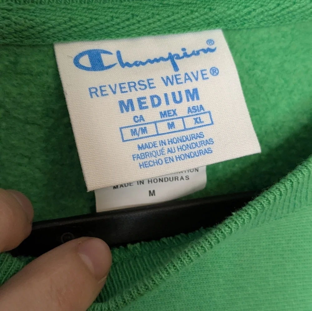 Champion Women's Reverse Weave C Logo Crew Sweatshirt - Green Size M - Picture 2 of 5